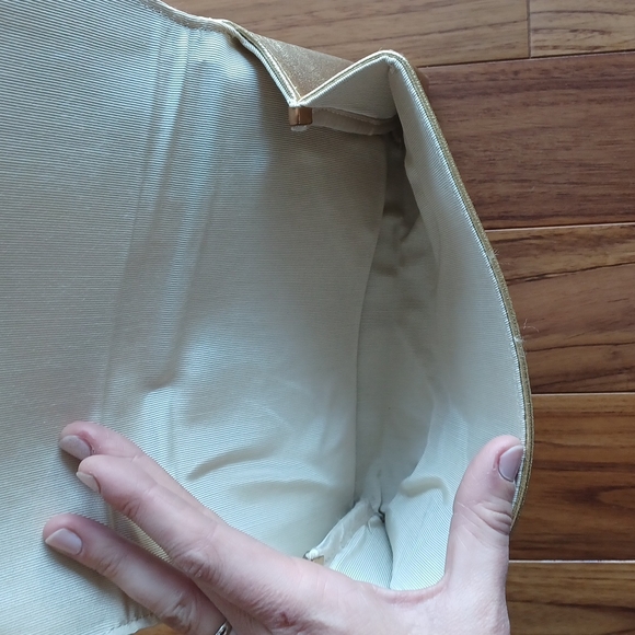 🌿Vintage Gold Evening Clutch - Picture 3 of 9